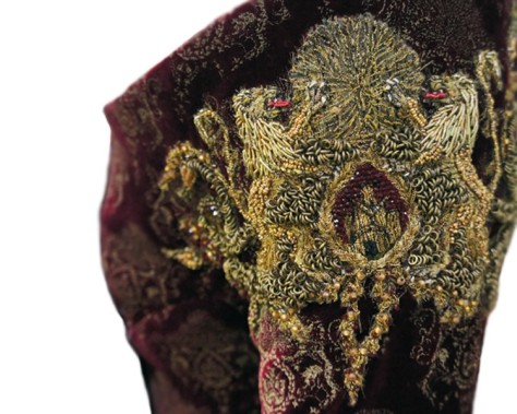 Another closeup from one of Cersei's gowns.